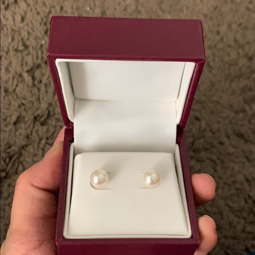 Helzberg pearl earrings